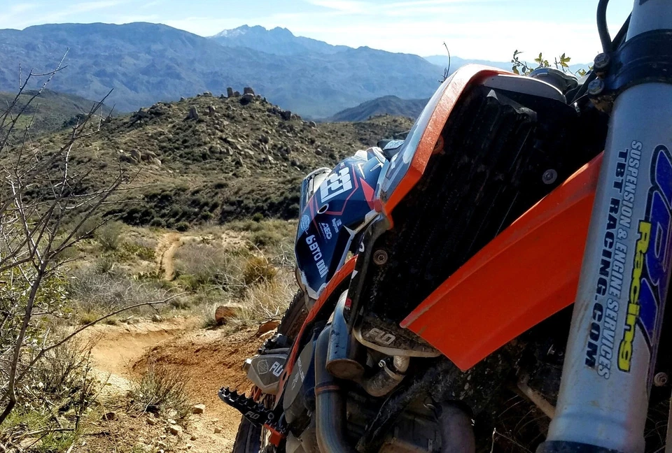 KTM радиатор предохранители / скоба / предохранитель черный 2001 - 2007 FLO754 - Изображение 4 из 4