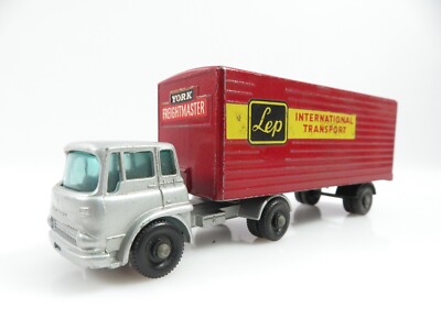 Matchbox Lesney No 2 Major Pack LEP International Transport #8570