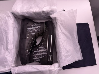 (NEW men s 44 EU/ 10.5 US) Dior B23 Oblique High Top Sneaker Black Gray White