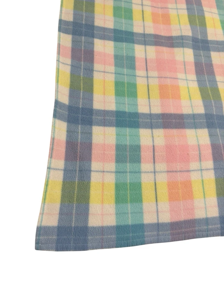 Manta de bebé a cuadros pastel Regent de colección rosa amarillo aguamarina verde polar azul azulado Foto 2 de 4