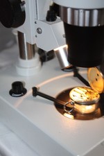 Hund Wetzlar H33 Stereomikroskop – Profi-Optik für Münzen, Technik & Natur