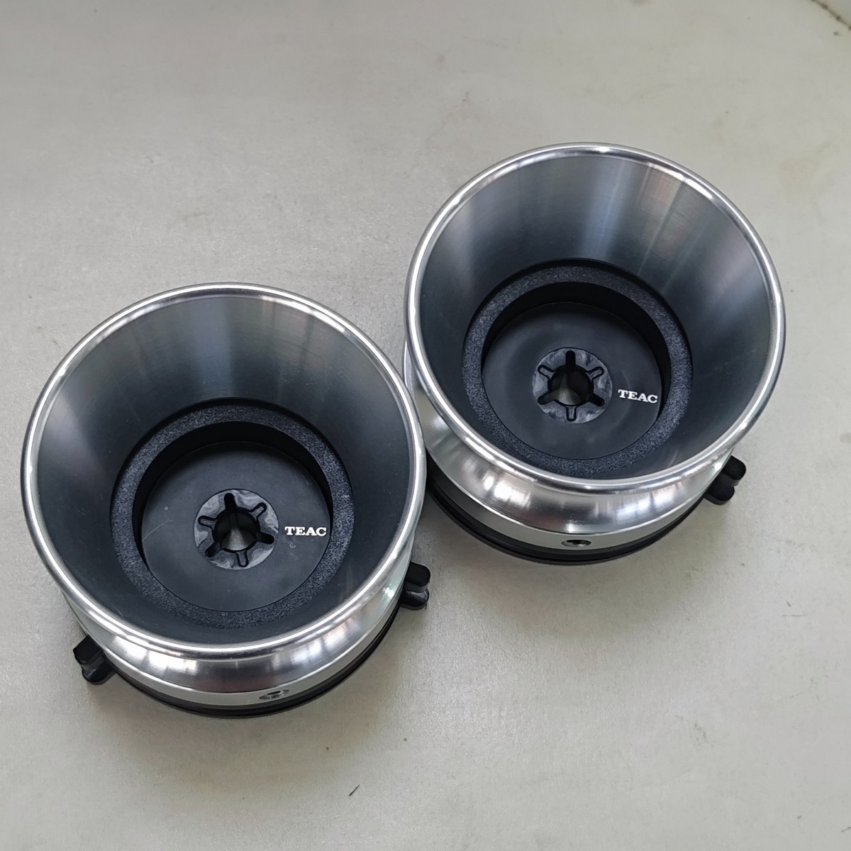 2X 10.5 1/4 Inch silver NAB Hub Adapters For TEAC Reel To Reel