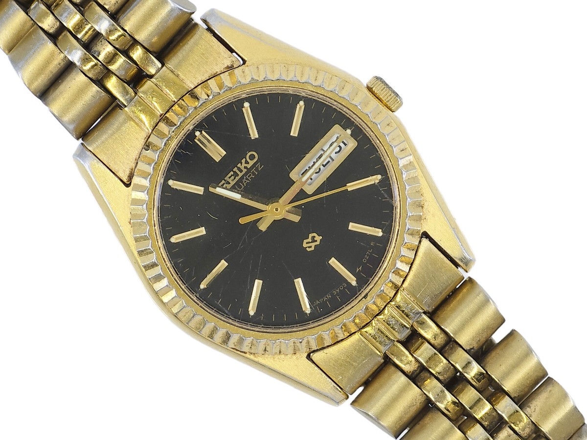 SEIKO 3Y03-0160 Women’s Vintage Watch Fluted Bezel Day/Date Working New Battery Seiko SEIKO 3Y03-0160 Women main image 3