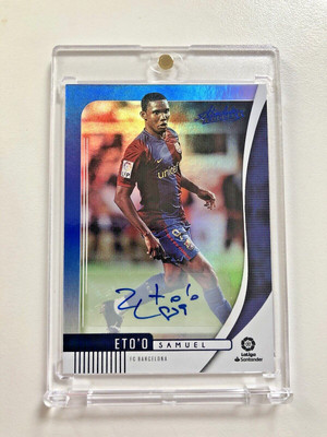 Samuel Eto'o Auto /49 Barcelona 2019-20 Panini Chronicles Autographs