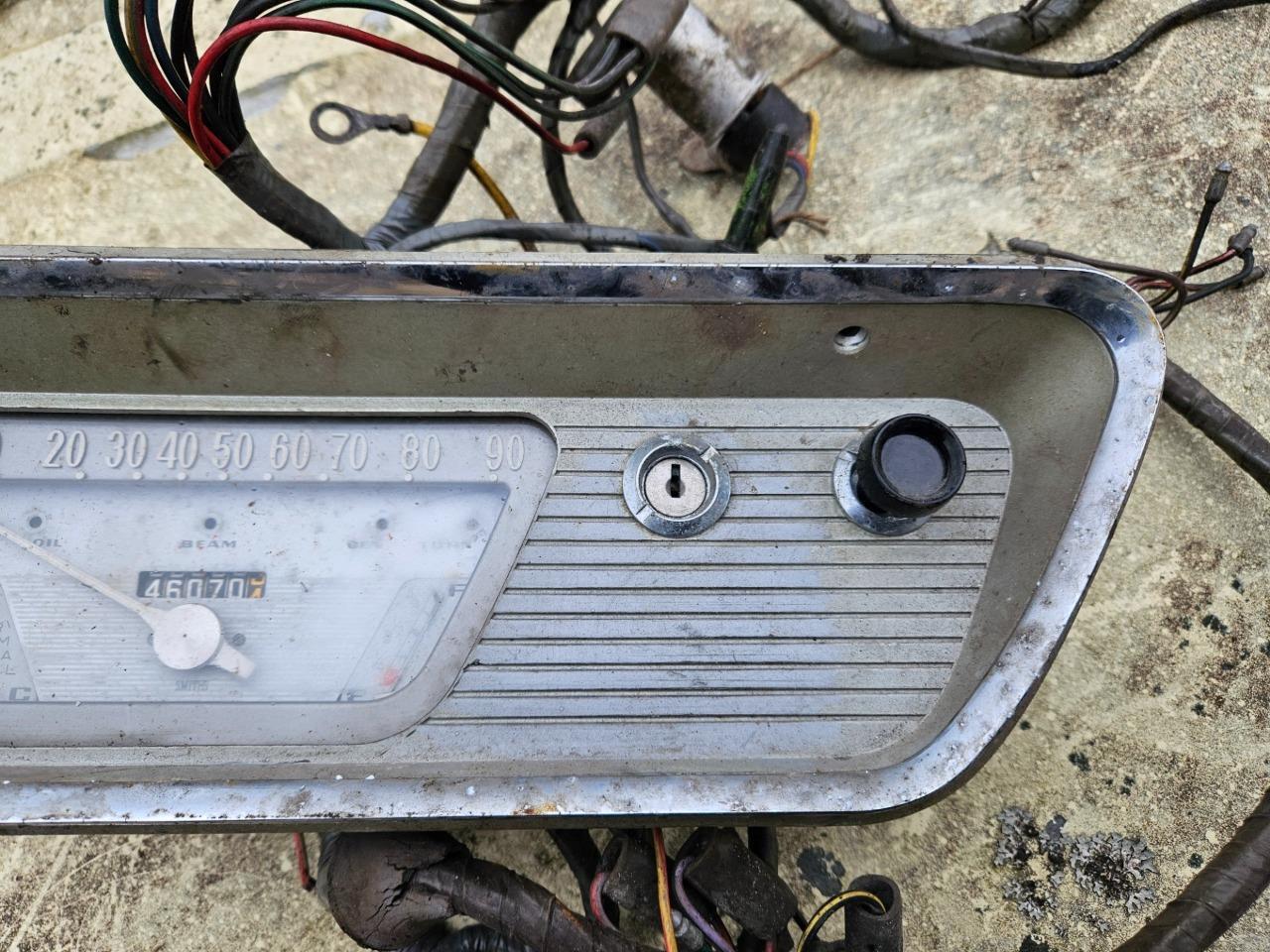 FORD ANGLIA 105E DASH SPEEDO & WIRING LOOM eBay