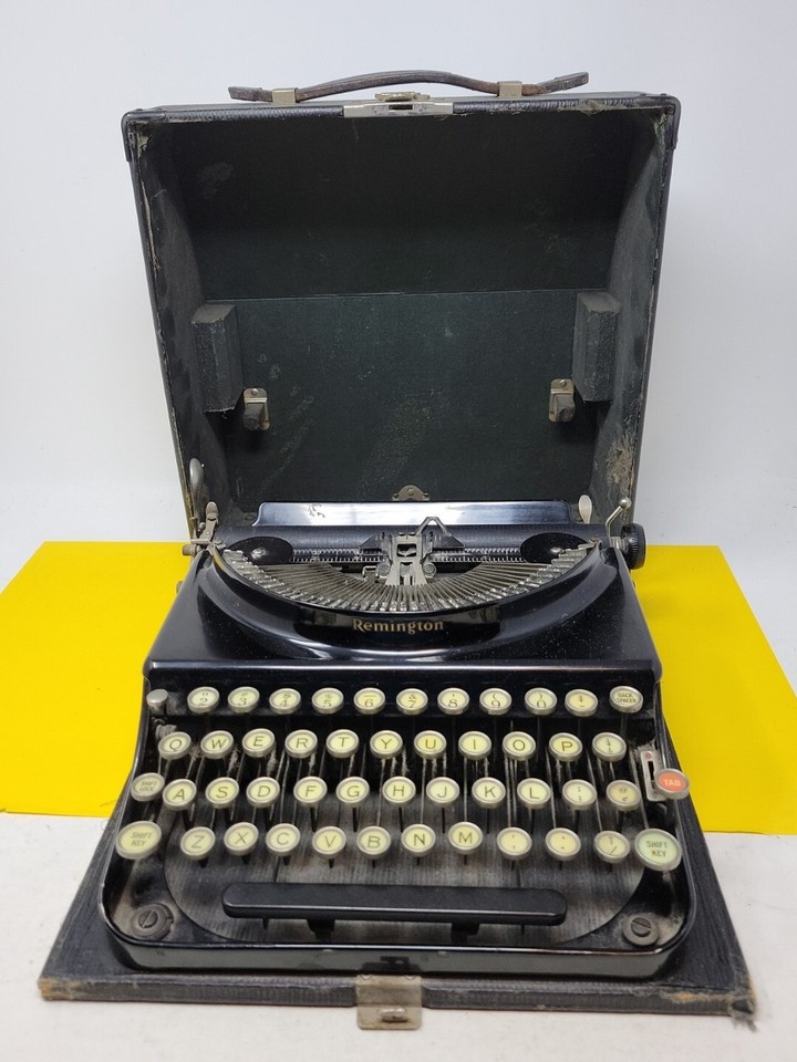 Vintage Antique 1930s Remington Portable Black Typewriter with Case RARE 