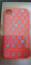 coque téléphone portable Marc Jacob's en boite jamais utilisée 30€ neuve se vendra 15€