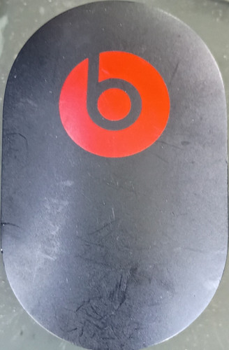 Beats 10W AC/DC Adapter B0506 USB-A Female Charger Black/Red