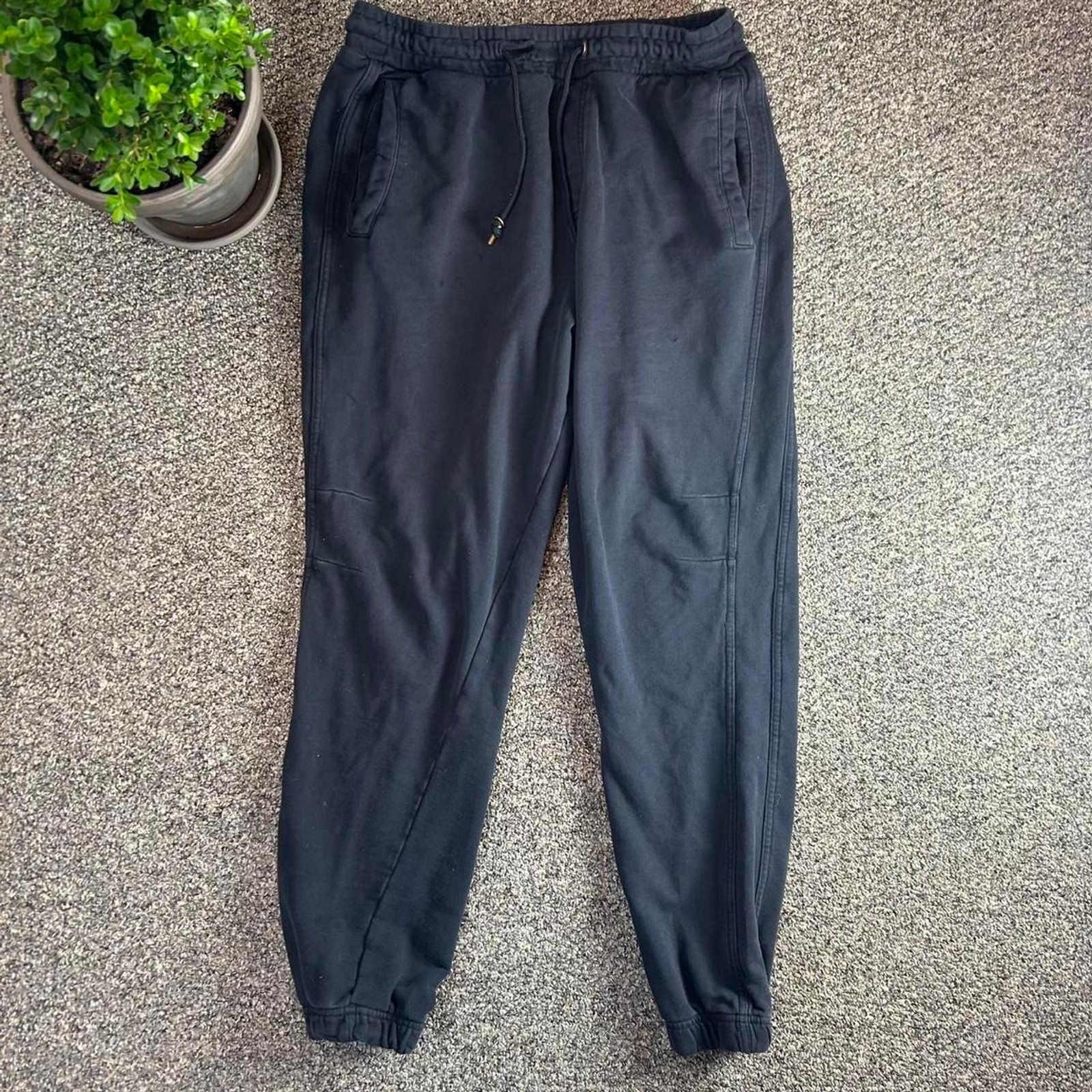 Gymshark Men's Black and Navy Joggers-tracksuits