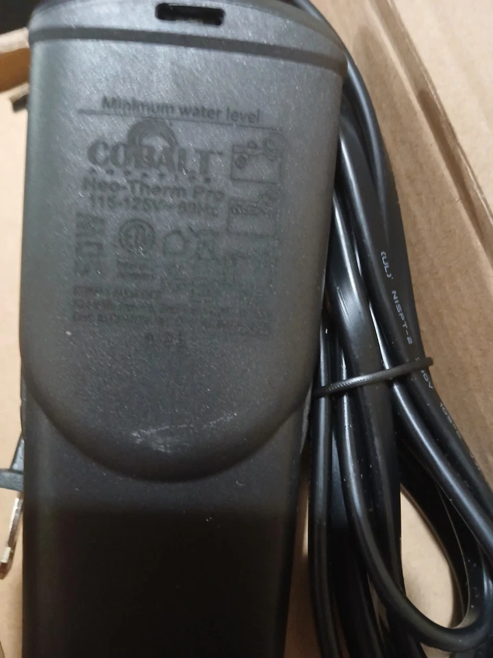 Calentador térmico sumergible para acuario Cobalto Aquatic Neo 50 vatios Foto 3 de 4