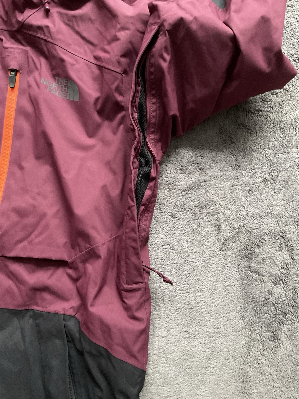 The North Face Men's Small Maroon Black Dryvent Hiking Jacket image 8