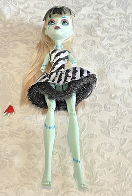 Monster High Sweet Screams Frankie Stein Doll *Note Missing Forearms & Left Hand