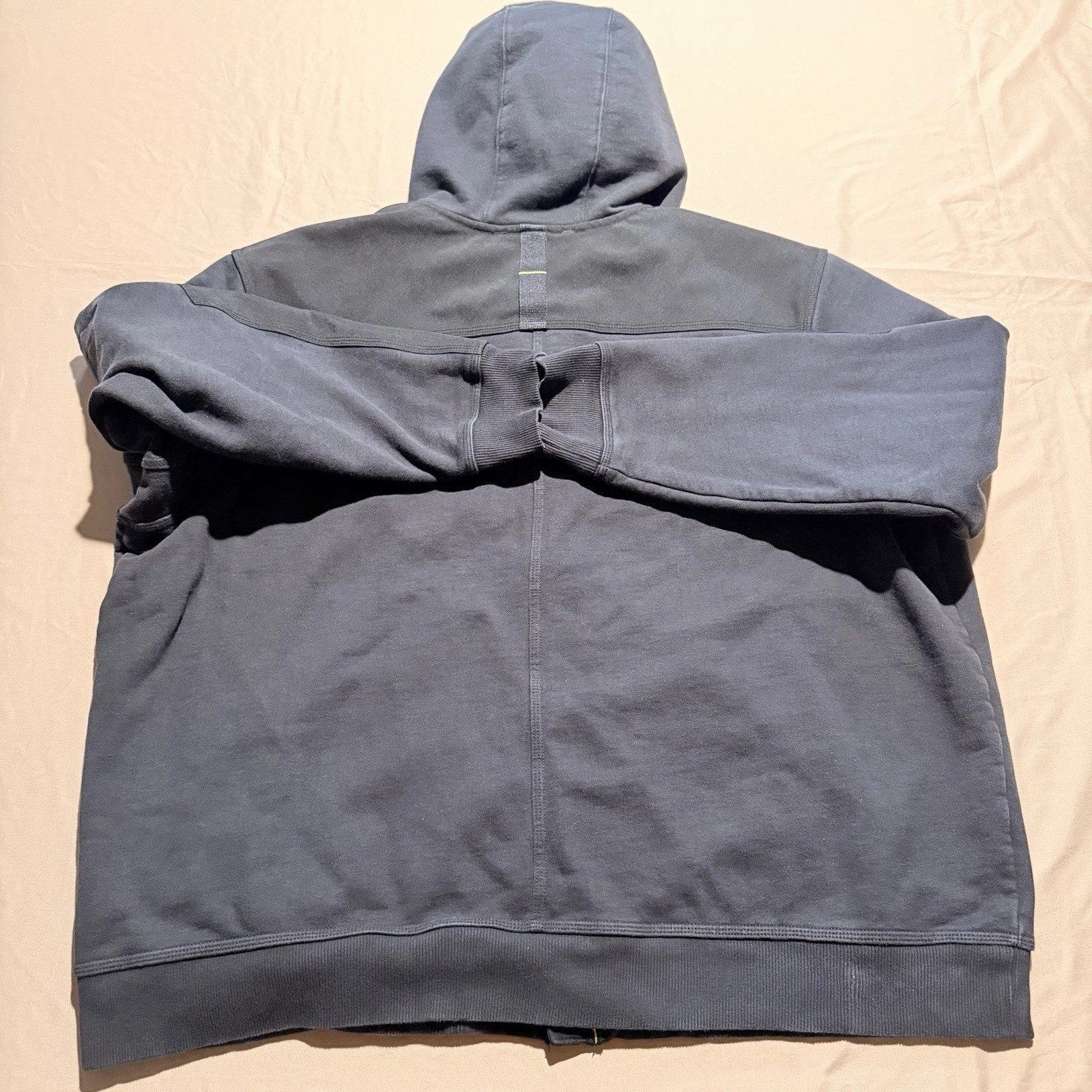 Duluth Trading Co Heavyweight hooded zip up sweatshirt, relaxed fit Men’s 2XL - product detail image 6