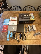 Nintendo Wii New Super Mario Bros Bundle Edition Black Console w/ Box Inserts