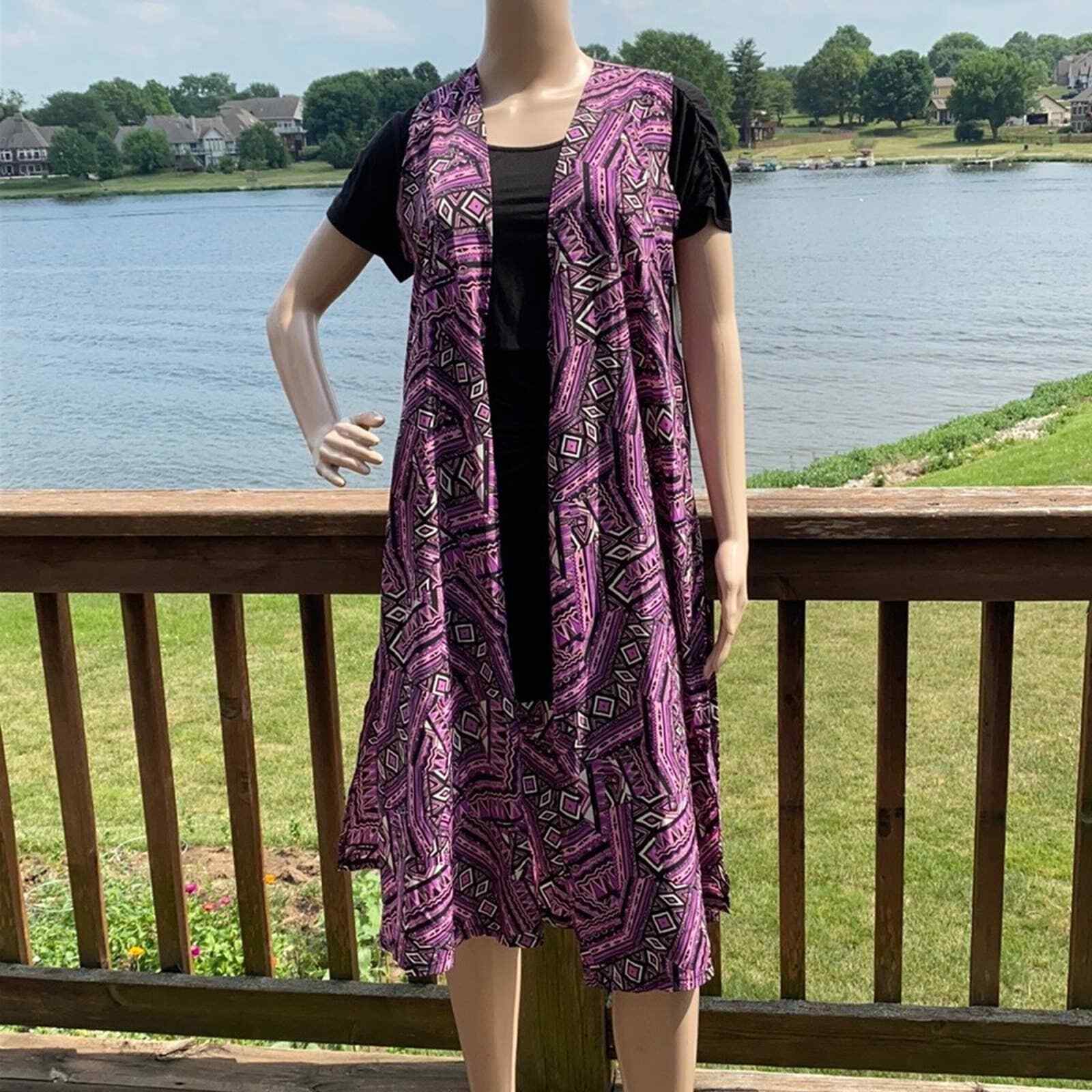 LuLaRoe Joy Pink Geometric Sleeveless 