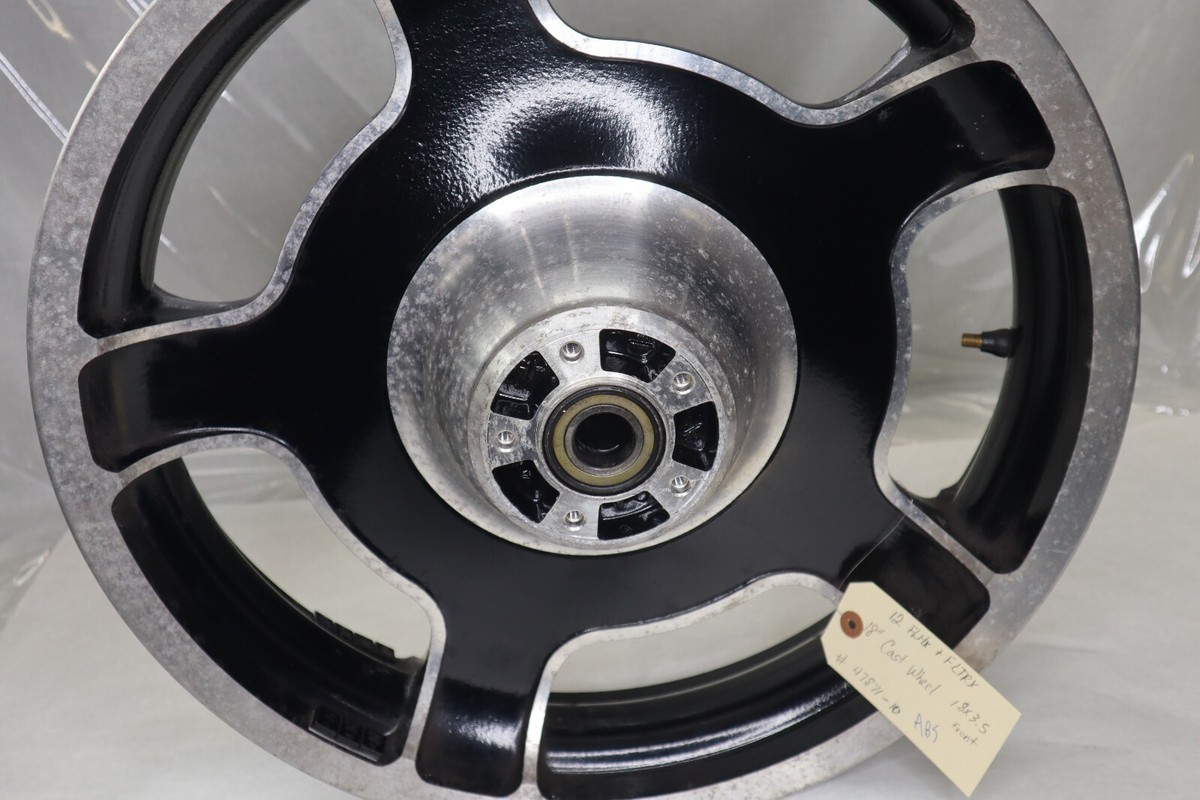 【H】 OEM Harley Davidson FRONT Wheel 18
