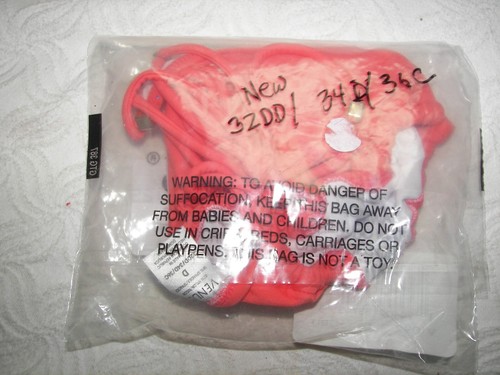 VENUS Coral Crush Triangle Bikini Top NIP Adjustable FITS 32DD / 34D /36C - Picture 2 of 2