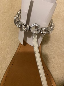 zigi soho flat sandals