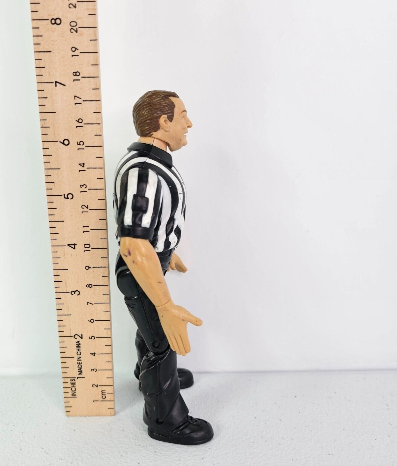 Jakks 2002 Earl Hebner Talking Referee 7" Pro Wrestling Referee Action