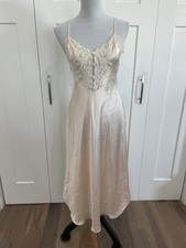 Vintage Val Mode Cream Roses Lace Trim Lingerie Slip Nightgown Maxi Small