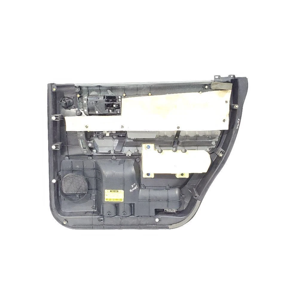 Toyota Sequoia 2010 OEM panel de moldura de puerta trasera izquierda limitado gris  Foto 2 de 4