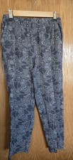 Lands' End Women’s Sport Knit Straight Leg Size S/P  Blue & White Botanical