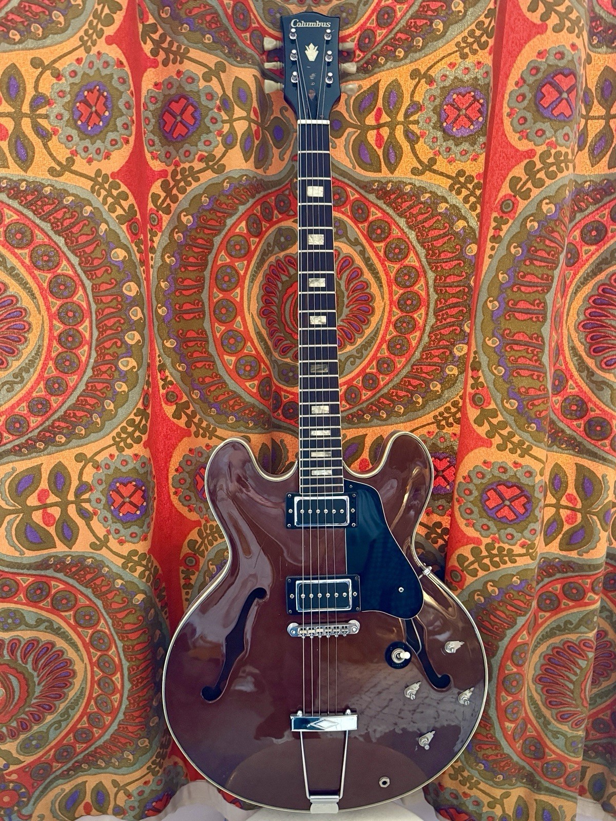 Columbus Vintage 1970s 330 Copy Japan Guitar  * Walnut Finish * Spares Or Repair