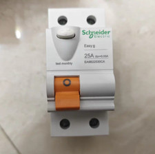 1PC NEW Schneider Miniature circuit breaker Easy9 2P 25A EA9B22530CA #YY