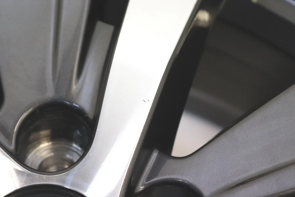 Llanta de aluminio Peugeot 5008 II 1.5HDI P87 Facelift 9809687377 llanta 7.5J 18 pulgadas ET49 - Imagen 2 de 4