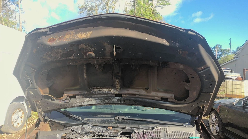 16 BUICK ENCORE Hood (No Shipping) Foto 4 de 4