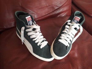 puma suede indossate