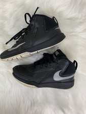 Little Boys Size 12.5 Black Nike Team hustle D7 sneakers