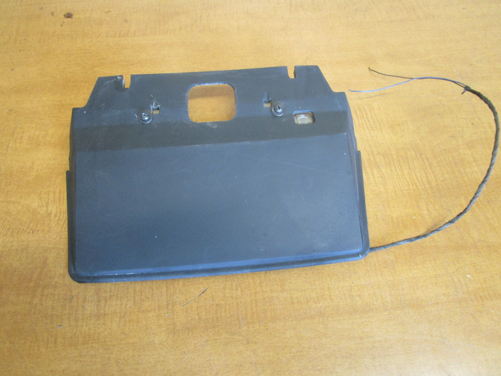 Maserati GranTurismo - Rear Third Brake Stop Light & Trim P/N 69983300-203525