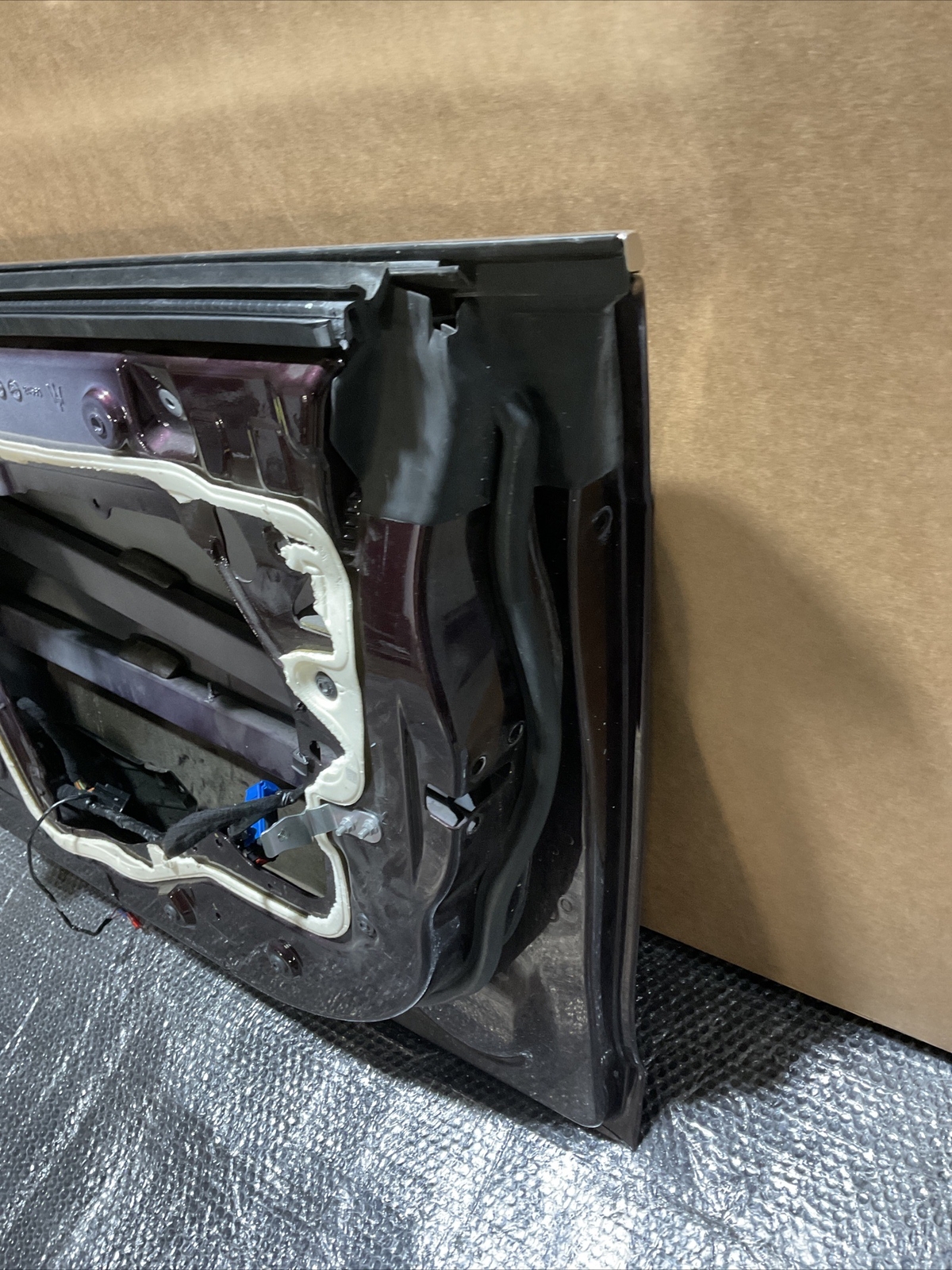 2014 - 2021 MASERATI GHIBLI FRONT RIGHT EXTERIOR DOOR SHELL PANEL OEM PURPLE