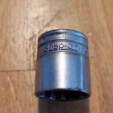 Snap On - 3/8" Drive 5/8" SAE, 12-Point Shallow Vintage Socket (F-200)