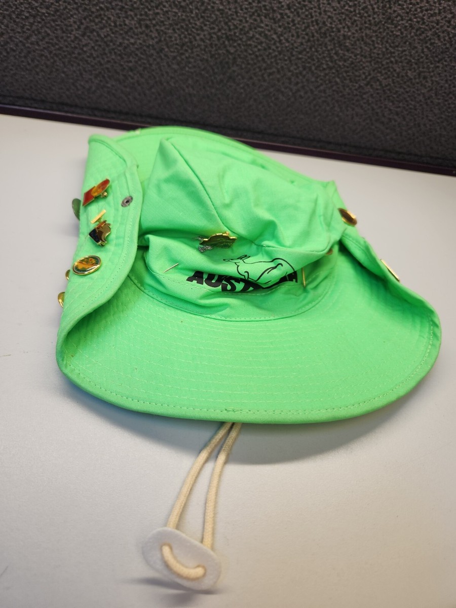 Vintage Green Australia Kangaroo Bucket Hat With Pins And  display picture 3