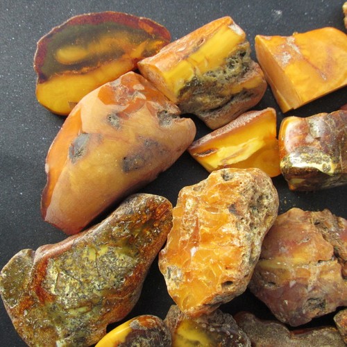 Natural Antique Baltic Amber Stones 270g. - Picture 8 of 12