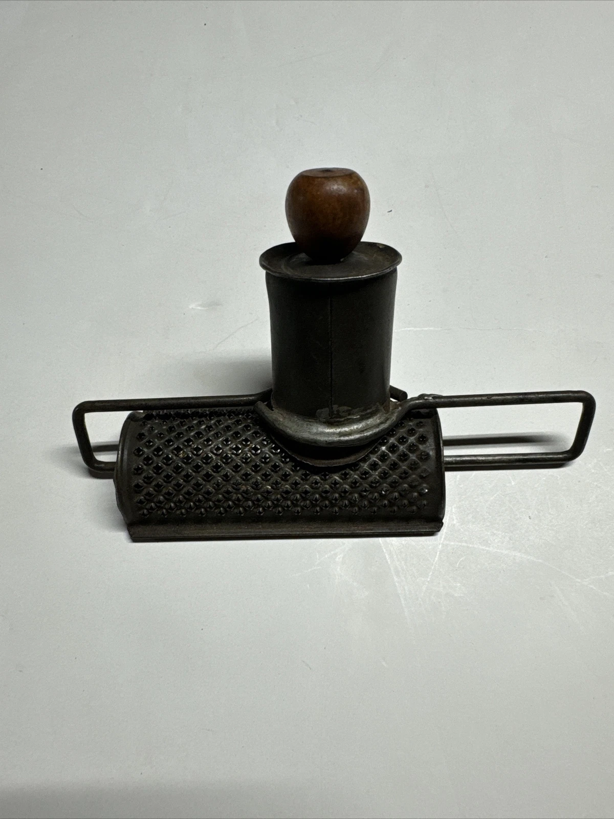 EDGAR ANTIQUE 1890's TIN NUTMEG SPICE GRATER GRINDER WOOD HAND SPRING CRANK RARE