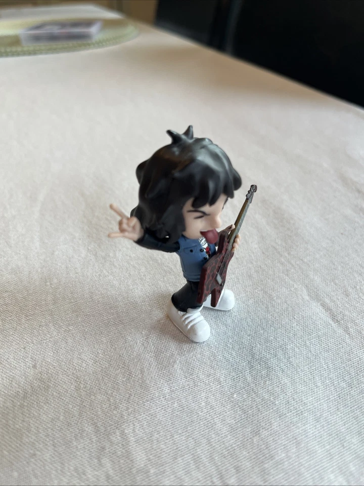 Yume Toys Stranger Things Mystery Upside Down Eddie Foto 4 de 4