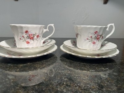 Paar Royal Sutherland Fine Bone China Rosa Rose Teetasse Untertasse und Teller Trios