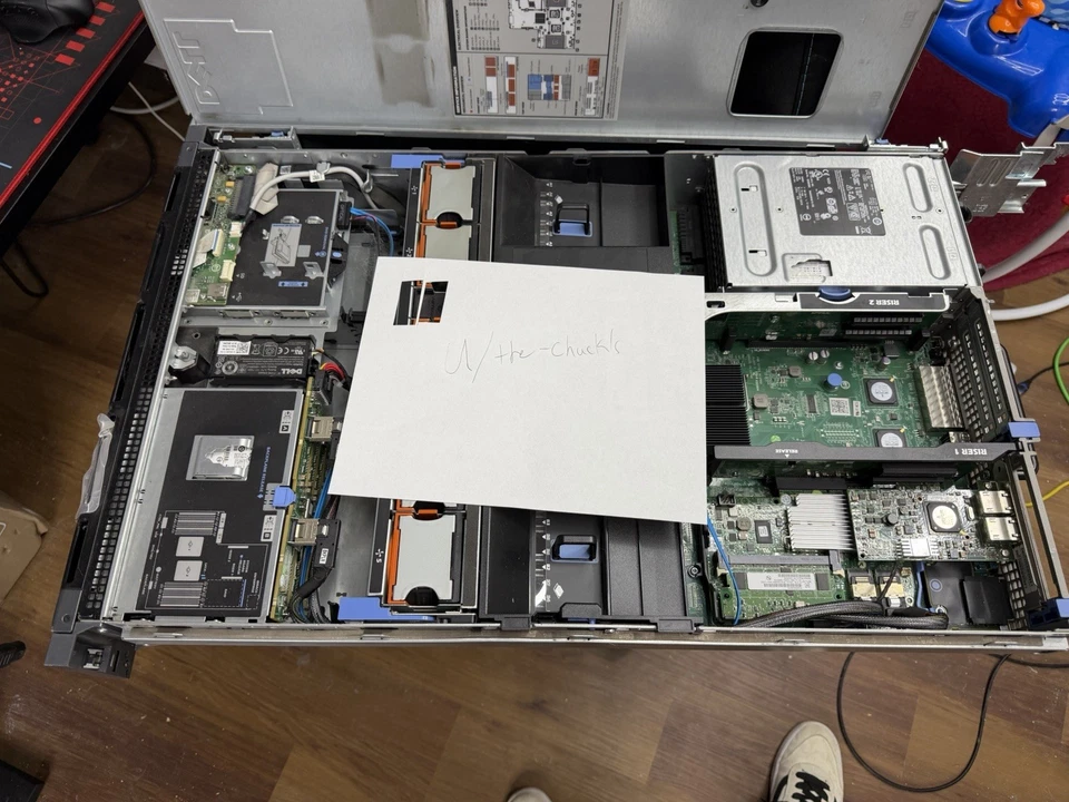 Servidor Dell PowerEdge R710 con 2 unidades SAS Xeon X5560 y 48 GB de RAM, 5 krpm Foto 2 de 4