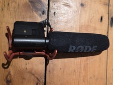 Rode VideoMicro Compact On-Camera Microphone 3.5mm Wired with Mic Mount