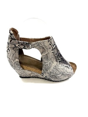 Boutique Women's Snake Print Sandals Wedge Comfort Buckle Beige Black 7