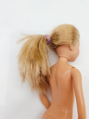*Barbie* Stacie Doll, Green Eyes - 2010 - GBK60 - M11I - Picture 5 of 6