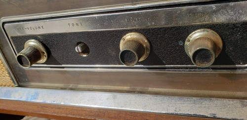 Vintage Panasonic Model RE-756 AM/FM Radio w/Wood Cabinet - Picture 14 of 19
