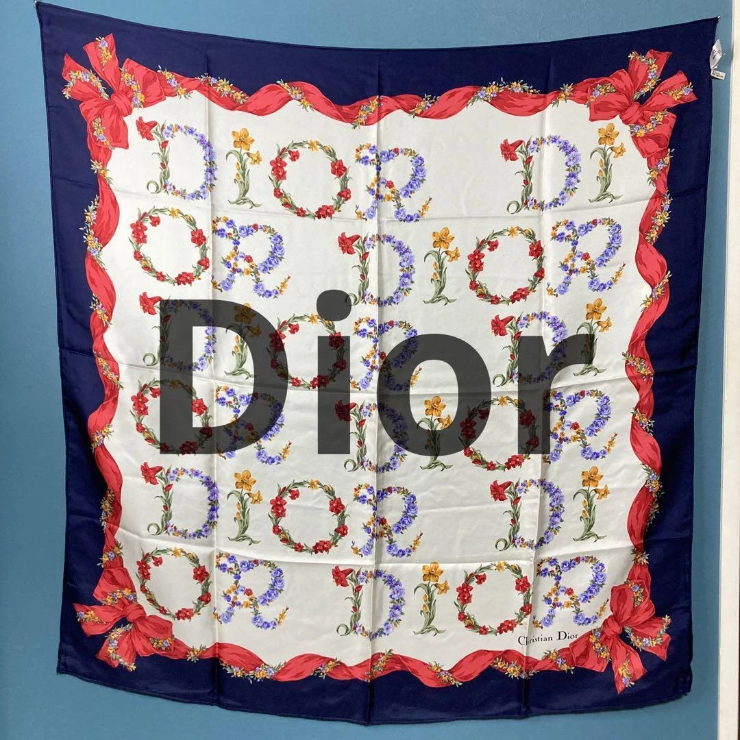 Christian Dior grande écharpe 85 cm 33