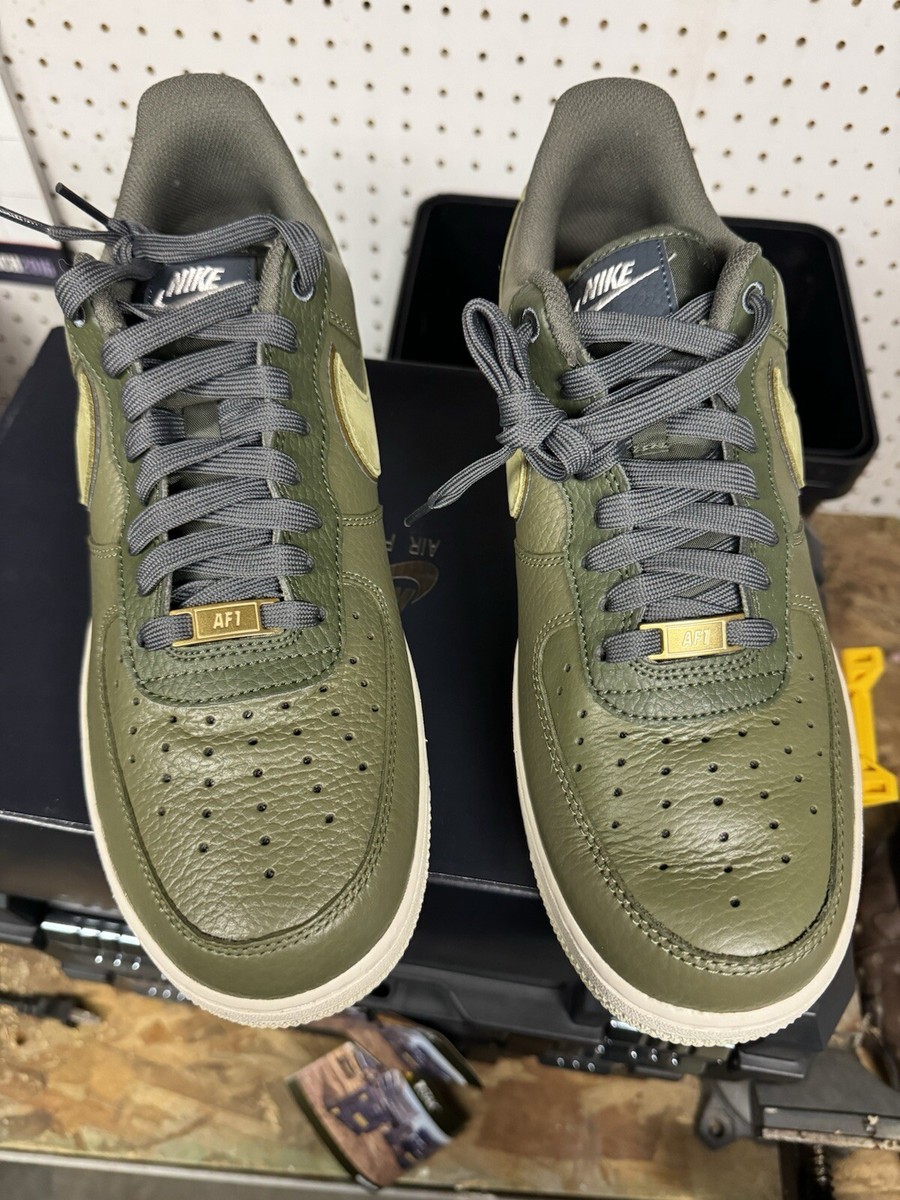 UNDEFEATED × Nike Air Force 1 Low \"Olive Nike Air Force 1 Low “Olive Suede” Arrives With Reflective