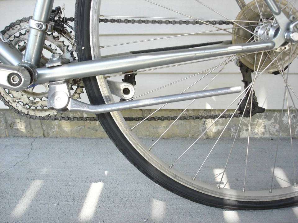 Bicicleta híbrida MONGOOSE Cross Terrain 21 velocidades Foto 4 de 4