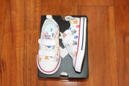 NWT BOYS CONVERSE SZ 8 SHOES WHITE - Picture 1 of 4