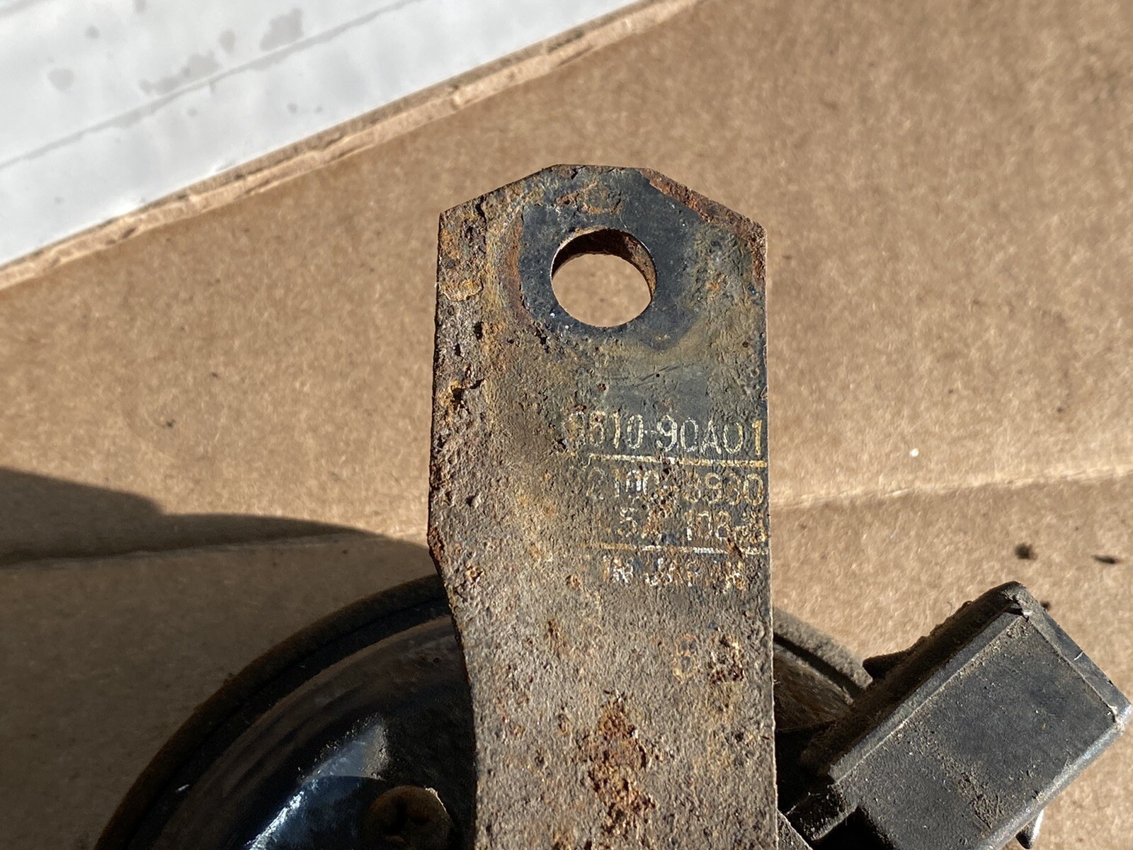 1980-1987 Toyota Land Cruiser BJ60 FJ60 Horn 86510-90A01 